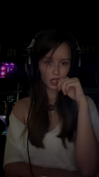 Ох_Барбара — playful girl #thailand #gamer #phuket #colizeum